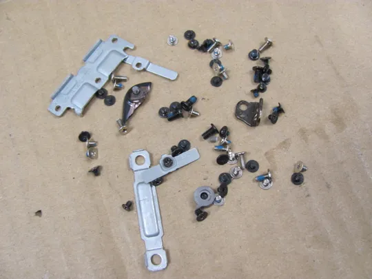 750-22 комплектуюче гвинти  для DELL Latitude 14 5420 оригінал Продаж