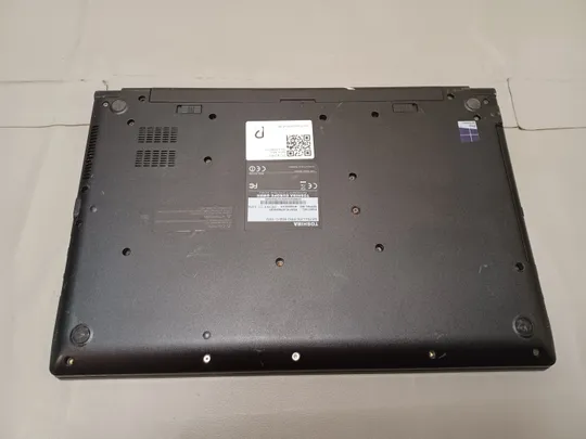 0846... TOSHIBA SATELLITE PRO R50-C  core i3-6006u 8gb 120gb  НІМЕЧЧИНА Інтернет-аукціон