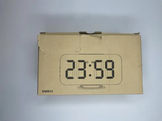 Купити Цифровий будильник Yaboodn для спальні, дзеркальний дисплей із зеленим циферблатом, живлення від мережі