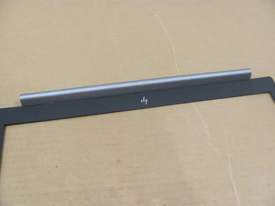 878-9 рамка матриці EAXW3004010   для HP EliteBook ZBOOK 17 G6  оригінал З аукціону