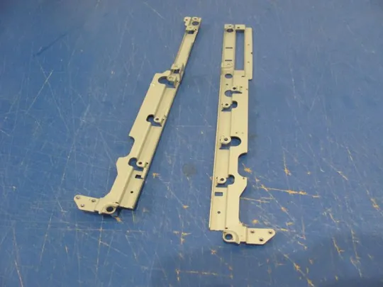 №271-22 кріплення для FUJITSU CELSIUS H710 оригінал Ціна