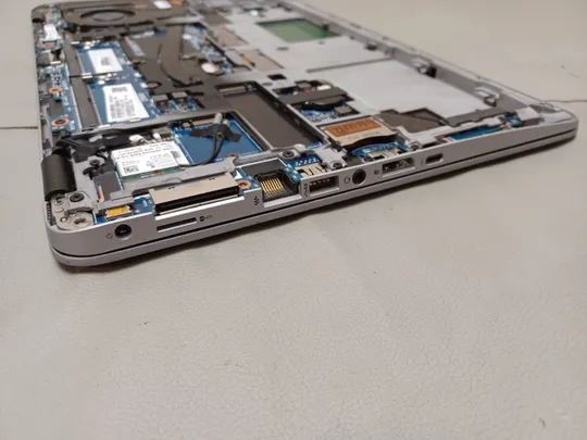 0845... HP ELITEBOOK 850 G3  core I5-6200U  НІМЕЧЧИНА Характеристики