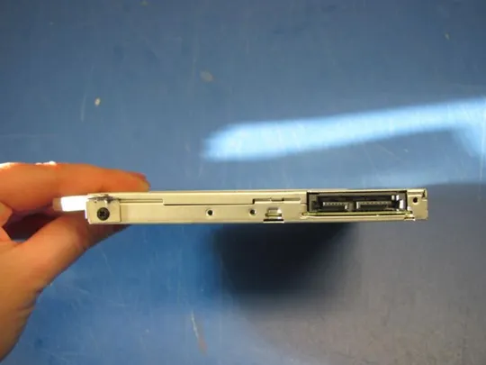 №1-26 DVD-привод 00DDTH2 UJ8E2 для DELL INSPIRON 17 P26E 17 5748 5000 оригінал З аукціону