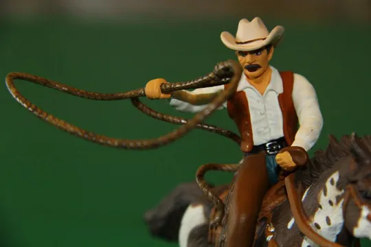 КОВБОЙ З ЛАСО-АРКАНОМ на коні SCHLEICH 90-100мм ФРН ФРГ люкс!! Недорого