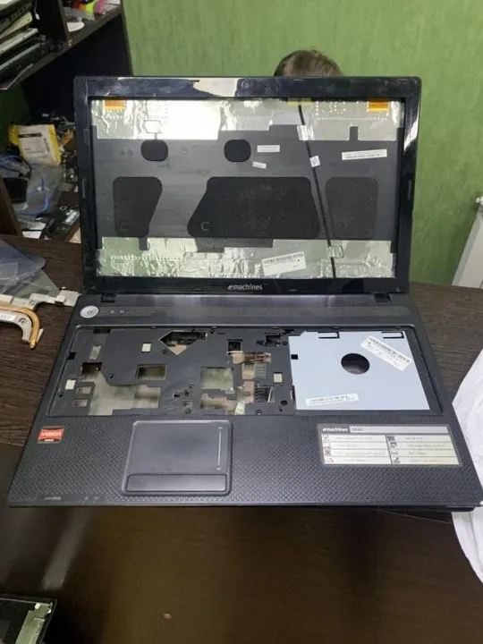 N0256 Emachines E642 Корпус в зборі Верх+петлі+низ Ціна