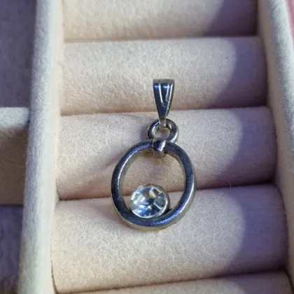 фото, Підвіска з прозорим каменем