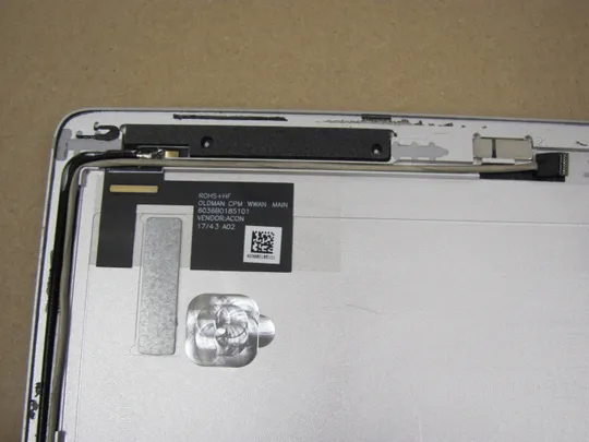 643-7  кришка матриці 6070B1063701  з петлями і шлейфом  для HP ELITEBOOK X360 1030 G2  оригінал в Україні