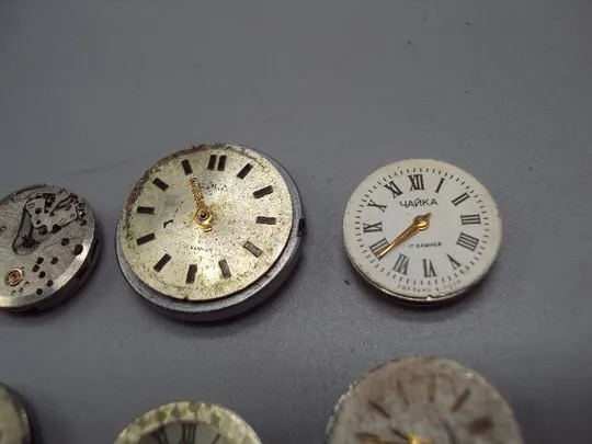 Купити Механизмы и циферблаты женские наручные часы Чайка круглые ссср не на ходу лот 6 шт №14664