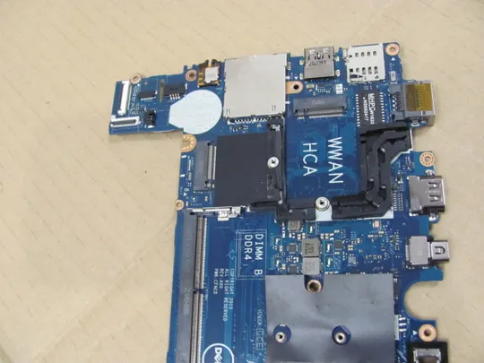 692-5 материнська плата BIOS PASS SR2F0  i5-6300U AAZ50 LA-C451P для Dell Latitude E7270 7270 оригінал Продаж