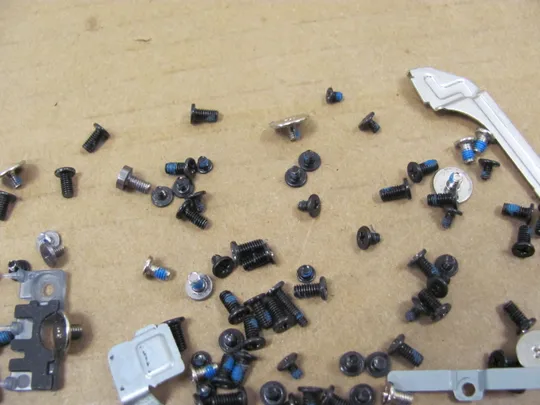 807-9 комплектуюче гвинти для Dell Precision 7510 7520 P53F оригінал Де купити