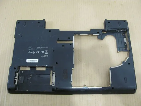 номер0230-1 Кришка, дно, піддон корпуса,Нижний корпус(дно)для ноутбука,низ,дно,поддон,Нижняя часть 13N4-01A0A11 для BLUECHIP SP15-DIS оригінал Ціна