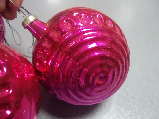 Елочная игрушка подвесная ссср шар рифленый контурный розочки шары рифленные стекло лот 3 шт №10145 Характеристики