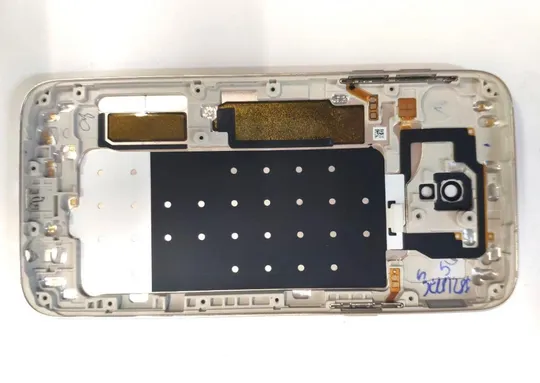 Купити Задняя крышка корпуса Samsung Galaxy J5 2017 J530F Б/У