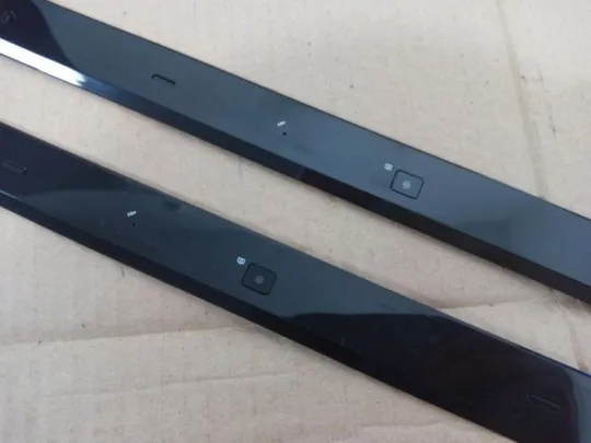 №331-5 рамка матриці 13N0-YHA0K01 для MEDION X6816 X6815 оригінал Продаж