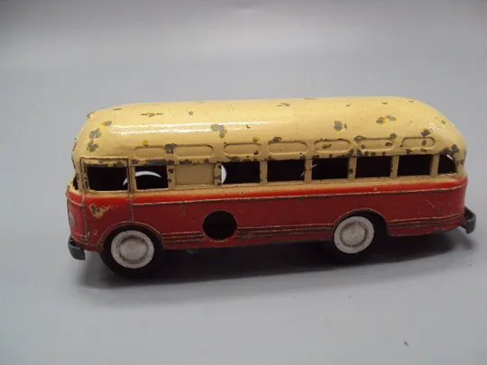 Модель машинка бус ЗИС-155 или ЗИС-154 автобус транспорт 50-е года заводная металл 4,5х12 см №15601 Де купити