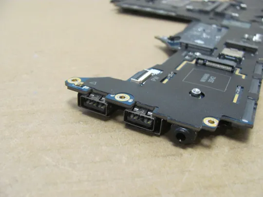 номер1002-19 материнська плата Mainboard Материнка Основна плата Системна плата Плата системи Laptop motherboard мамка ноутбучна плата FDX70 LA-J181P i7-10850H SRH8P для Dell Precision 7750 M7750 оригінал Характеристики