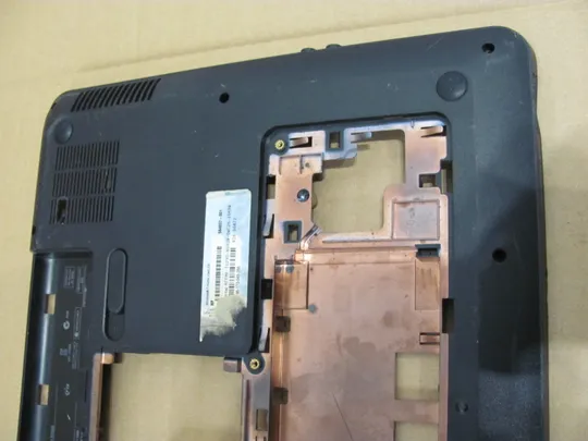 435-18 Кришка дно піддон корпуса 646498-001 33R18BATP00  для   HP Pavilion G7-1000 оригінал Де купити