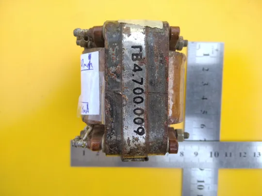 Трансформатор силовий 220в-7.7в З аукціону