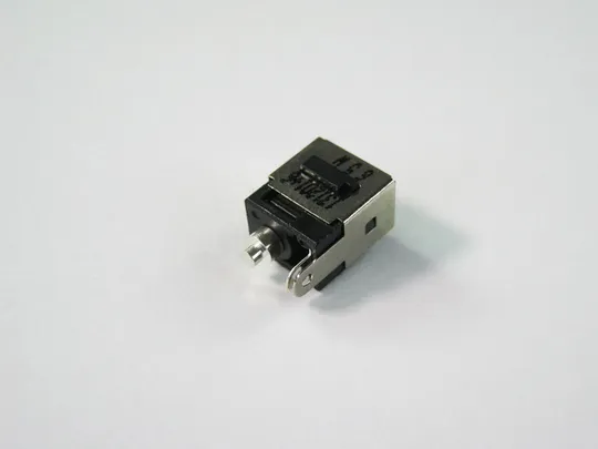 Роз&#039;єм живлення PJ051-1.65mm HP (Compaq Presario: V5025, V5094, V5101) Ціна