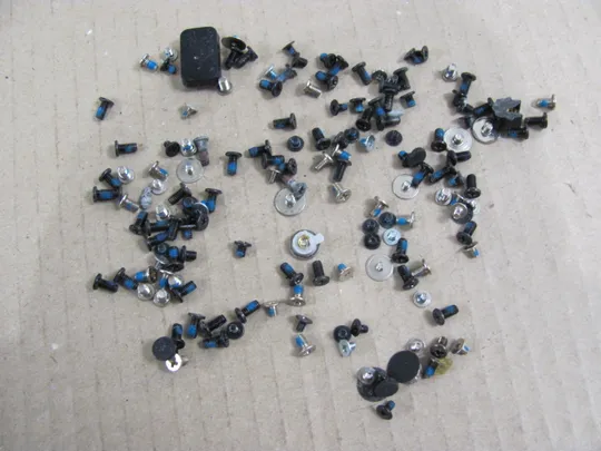 373-11  комплектуюче гвинти   для HP Pavilion  17-F 17-P оригінал Ціна