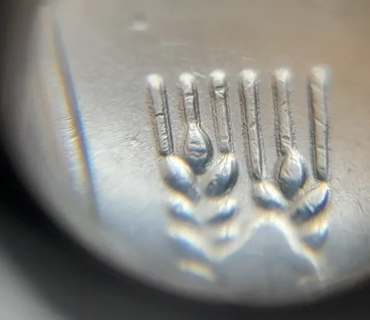 (7056) 50 копійок 2006 круговий виробіток штампа на реверсі + зминання на аверсі (50 копеек 2006 брак здвоєння, сминание) Недорого