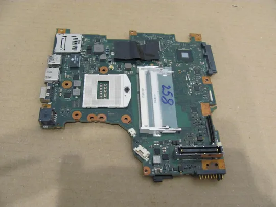 517-9 материнська плата SR17C CP668204-01 CP620570 для FUJITSU LIFEBOOK E754  оригінал Ціна