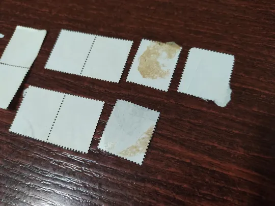 марки и сцепки Украина стандарт глечик, куманец, кувшин, листья лот 11 шт гаш №13 З аукціону