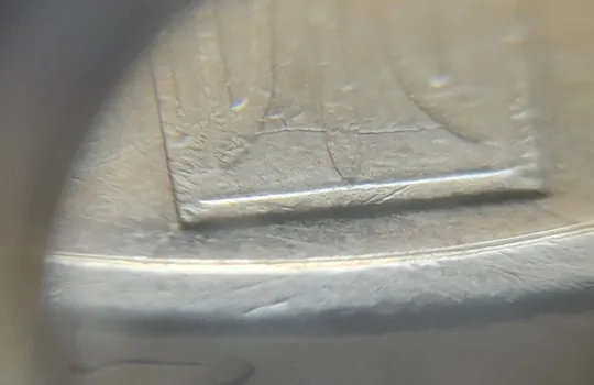 (6259) 1 гривня 2005 гарні розколи на аверсі(1 гривна 2005 брак) Продаж