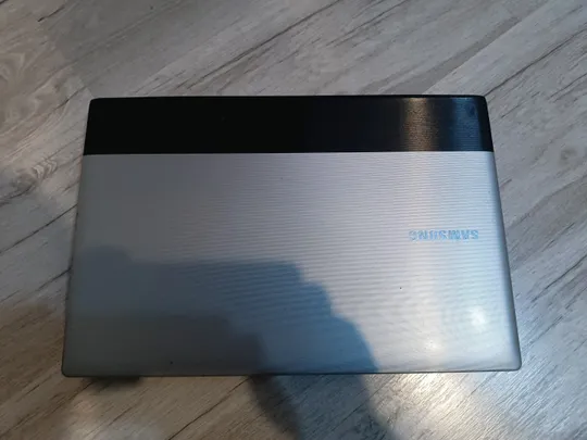 Корпус для ноутбука Samsung RV518 весь в зборі з клавіатурою та тачпадом З аукціону