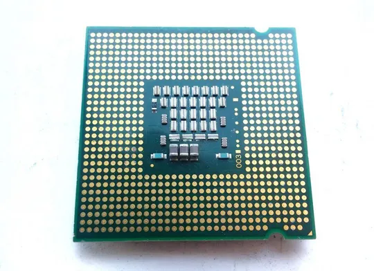 Купити 2х ядерный процессор Core™2 Duo E6400 SL9T9 2.13GHz/2M/1066 LGA775 Вживане