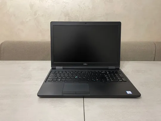 Ультрабук Dell Latitude 5590, 15,6&quot; FHD IPS, i5-8350U, 16GB DDR4, 256GB SSD Де купити