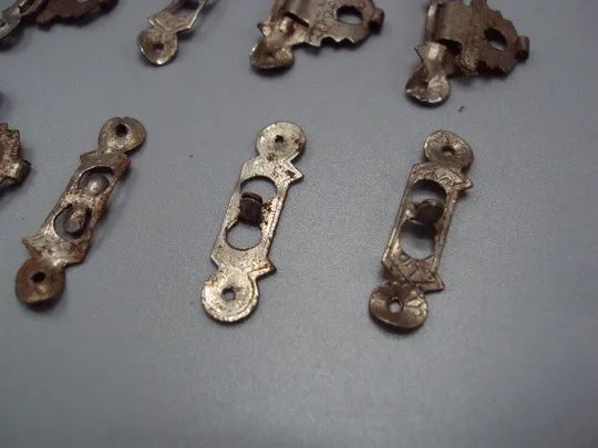 Детали запчасти фрагменты защелки петли для шкатулки лот 8 шт №18579 Де купити