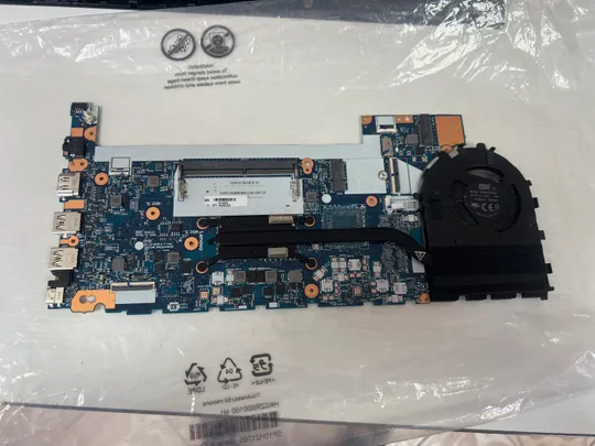 Материнська плата Lenovo Thinkpad E15 Ціна