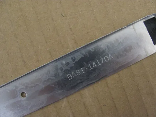 357-6 кріплення BA81-14170A для SAMSUNG NP300V3A 300V оригінал З аукціону