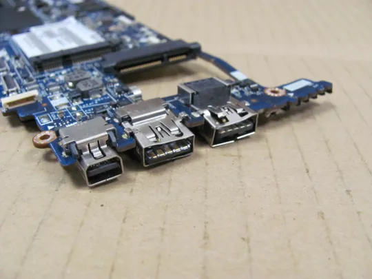 693-37 материнська плата QAZA0 LA-8821P SR0XG  i7-3537U  для  сенсорний DELL XPS 12 9Q23 оригінал Де купити