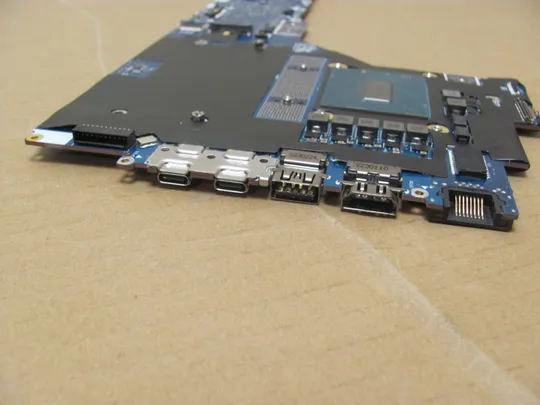 номер0978-6 материнська плата Mainboard Материнка Основна плата Системна плата Плата системи Laptop motherboard мамка  ноутбучна плата  HDC50 LA-L882P  i7-12850HX SRLGH для Dell Precision 7670 оригінал в Україні