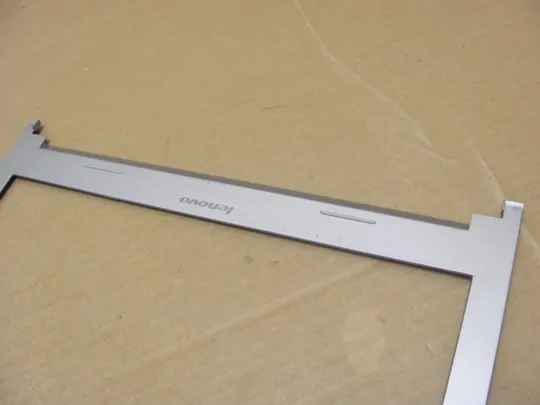 номер0940-4 рамка матриці matrix frame Окантовка дисплея Рамка екрана Корпус рамка матриці AP0S9000520 для Lenovo IdeaPad S300 S310 оригінал З аукціону