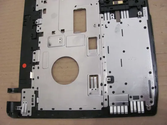 487-4 Кришка панель палмрест та тачпад 60.4MX04.003 для MEDION P6816 E6228 оригінал Де купити