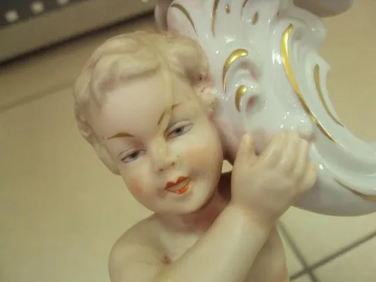 Фарфоровый подсвечник мальчик путти ангелочек валлендорф №436п Характеристики