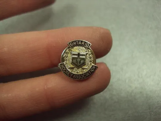 знак фрачник хоккейная лига ассоциация хоккея онтарио №13497 Продаж