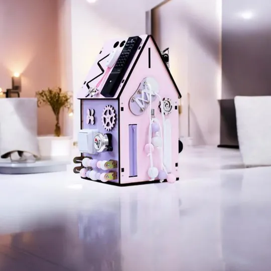 Бизидом 20х20х40см, 33 элемента, Розовый с сиреневым (Развивающий бизиборд для детей) З аукціону