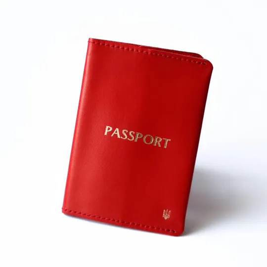 Обкладинка для паспорта &quot;Passport+Герб України малий&quot;, червона з позолотою. Ціна