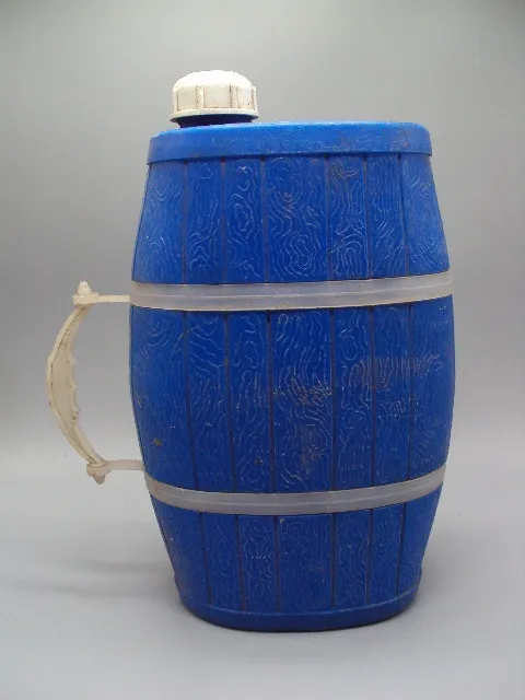 Канистра для непищевых продуктов ссср пластик бочонок с ручкой размер 28,8 х 32 х 15 см №15682 Інтернет-аукціон