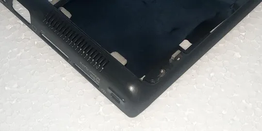 Нижня частина корпуса (поддон) з ноутбука SONY VAIO SVS13AB1KV 025-00A-4462-A Інтернет-аукціон