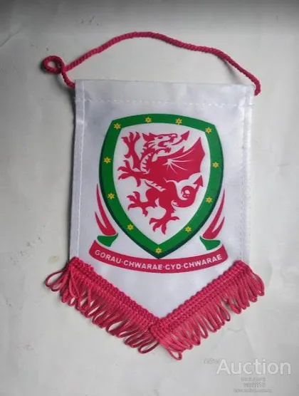 фото, Футбол - Официальный вымпел федерации футбола Уэльса.