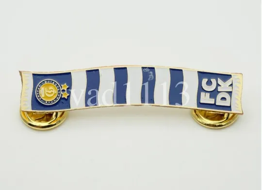 Футбол. Серия значков шарфы ФК Динамо Киев (значок № 26) Ціна