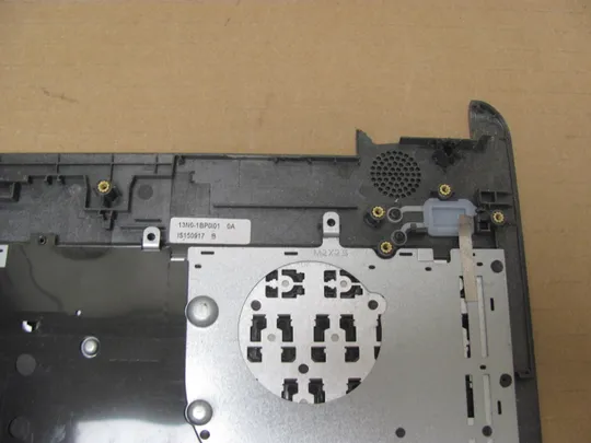 номер0956-7 Кришка панель клавіатура ДОНОР  0KN0-1B1GE11  для Medion E6412, E6415, E6416 оригінал Інтернет-аукціон