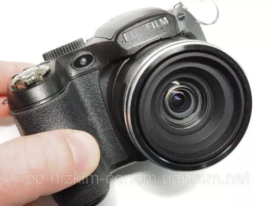Цифровий Фотоапарат Fujifilm FinePix S2950 - 14,2 Мп - HD - Суперзум - Ідеал ! Ціна