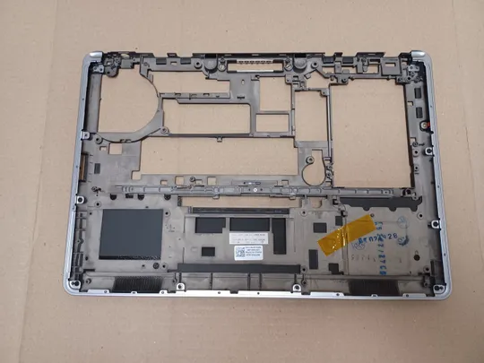 номер1063-3 Кришка дно піддон корпуса 0YGJ08 AM0VN000402 для Dell Latitude E7440 Нижний корпус для ноутбука Низ Корпус D оригінал Де купити