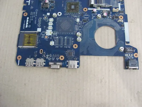 номер0172-13 материнська плата,Mainboard,Материнка,Основна плата,Системна плата,Плата системи,motherboard PBL60 LA-7322P AMD для  Asus A53T A53TA  K53T оригінал З аукціону